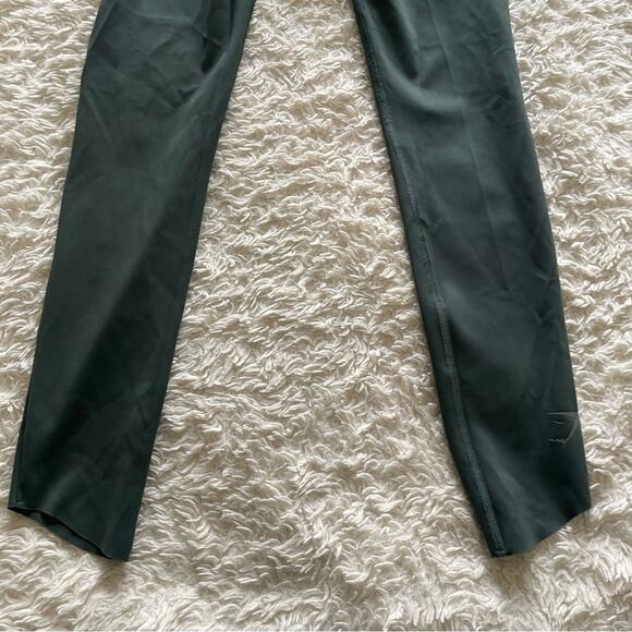 GymShark Venture Leggings Dark Green Size Medium EUC - Picture 9 of 11
